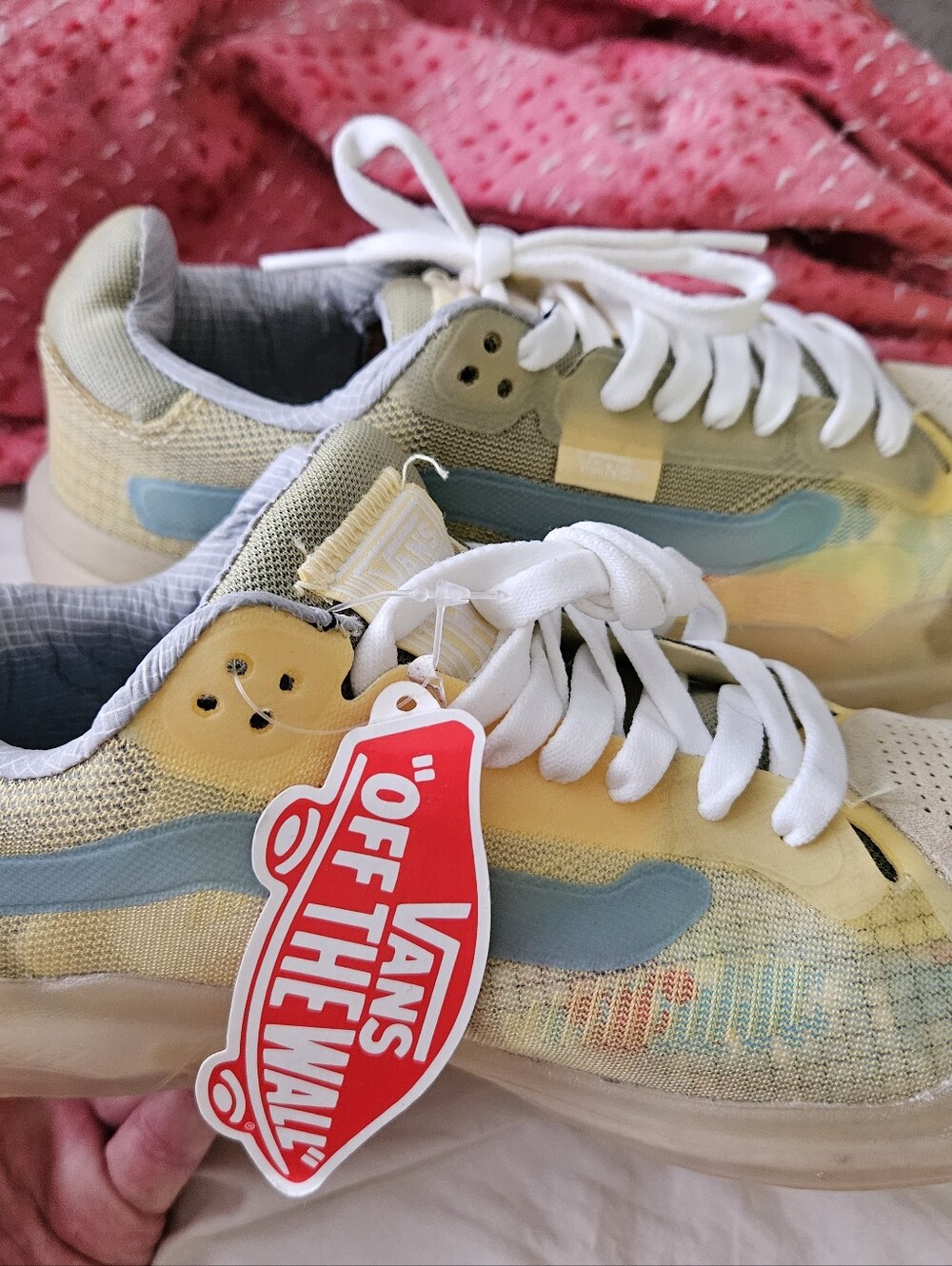 NWT Vans Off The Wall Yellow & Blue Women's Sneakers/Shoes Sz 8.5 But Fit Snug!